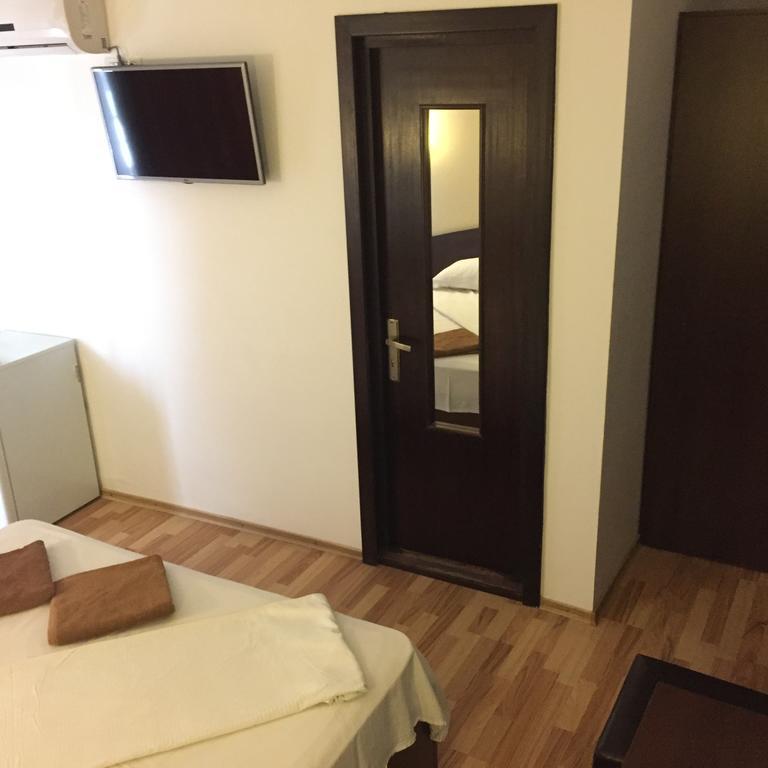 Dg Homestay Navodari